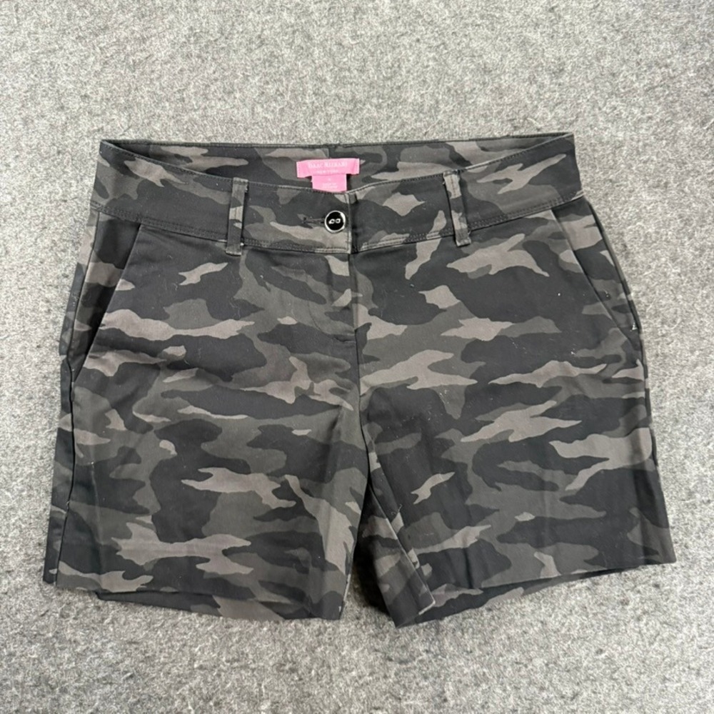 Isaac Mizrahi NY‎ Camouflage Print Shorts Size 4 Casual Everyday